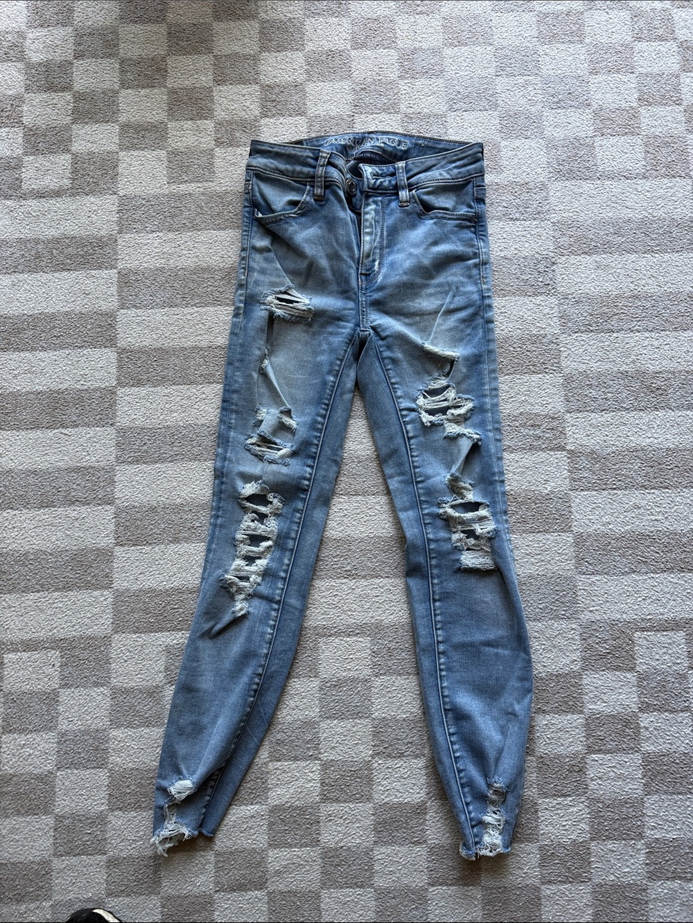 American Eagle Outfitters Light Blue Distressed Skinny Jeans
